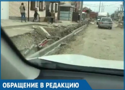  На Уссурийской в Краснодаре бордюр установили ниже уровня дороги 