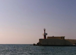 Сочинские водолазы нашли в море тело молодого человека