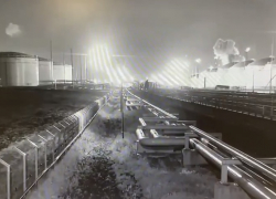 Появилось видео ударов НЛО по нефтебазе в Краснодарском крае