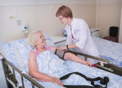 Трехсантиметровую опухоль сердца удалили 73-летней жительнице Кубани 