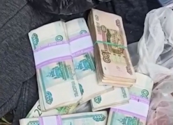 В Краснодарском крае грабители украли из офиса промышленного предприятия сейф с 10 миллионами рублей