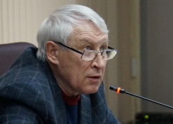 Ситуация в Грузии многовекторна и контролируется США, считает политолог Подлесный