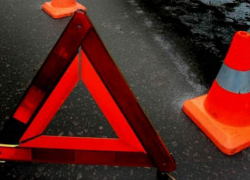 В Краснодарском крае на трассе насмерть сбили женщину