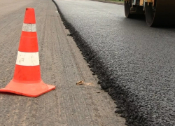 Специалисты нашли дефекты на отремонтированных за несколько лет дорогах в Краснодаре 