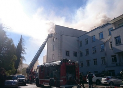 В Сочи загорелась поликлиника: пациентов эвакуировали 