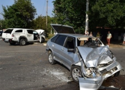 ДТП на Кубани: в Армавире столкнулись три автомобиля 
