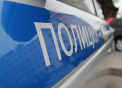 В центре Краснодара автомобиль сбил пешехода на тротуаре