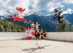 В Сочи представили шоу «Кавказские пленники» 