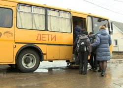 Под Краснодаром школьники оказались в горящем автобусе