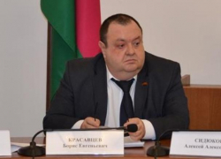 В четыре раза меньше среднекраевой зарплаты оказались доходы депутата ЗСК Красавцева