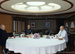 Лукашенко привез сына Колю на морскую прогулку с Путиным в Сочи