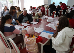 В Краснодарском крае 122 бюджетных млн помощи бедным направили на оплату отдыха детей ЛДНР и Украины