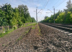 В Краснодарском крае 9-классница попала под поезд после двойки в школе