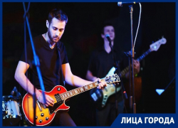 «Я хочу, чтобы мою музыку слышали», - сибирский музыкант Валерий Никонов, создавший рок-группу в Краснодаре
