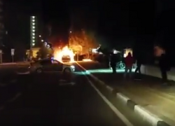 В Сочи загорелся пассажирский автобус
