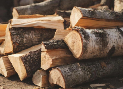 Максимальные розничные цены на дрова утвердили на Кубани