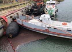 С судна «Леди Лейла» на Таманском полуострове произошла утечка нефти