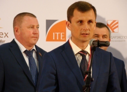 Вице-губернатору Кубани Коробке показали «овощную бабу» 