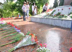 В Сочи поисковики установили имена более 900 погибших фронтовиков