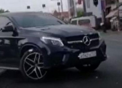 Прокатившегося по встречке водителя Mercedes GLE ищет полиция Краснодара