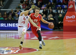 Баскетбольный "Локомотив-Кубань" в домашнем матче обыграл "Бильбао" из Испании