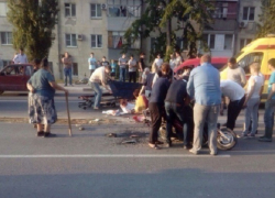 В Новороссийске разбился 26-летний водитель мопеда