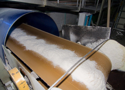 Заводы Кубани произвели миллион тонн "белой смерти"