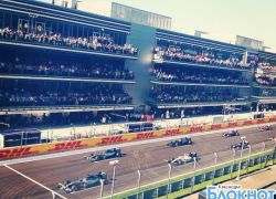 Британский автогонщик Льюис Хэмилтон выиграл «Формулу 1» в Сочи 