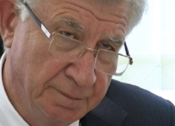 Владимир Евланов устроил «чистку» в администрации города