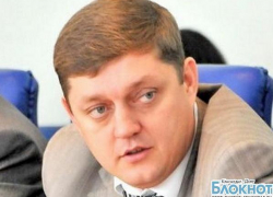 Олег Пахолков: на Украине идет политтехнологический захват власти, известный как «мухи съели пограничника»