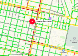 Улица Тургенева в Краснодаре встала в 10-балльную пробку
