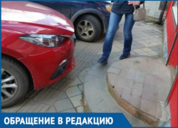  Тротуары в Краснодаре для машин, пешеходам там не место 