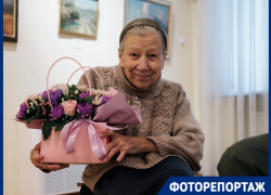 «Замечает то, чего не видят тысячи»: ставшая звездой бабушка с фотоаппаратом показала свои работы за 60 лет