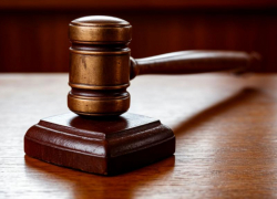 На Кубани 18-летняя мать бросила сына умирать в диване