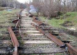 В Крымске безработные украли 300 килограмм железной дороги