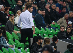 Тренер «Краснодара» получил желтую карточку во время матча с ЦСКА