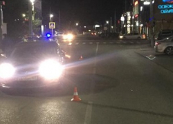 В Краснодарском крае девятилетний мальчик угодил под машину, выйдя из магазина к маме