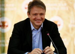  Губернатор Кубани за 2014 год заработал в два раза меньше своей супруги 