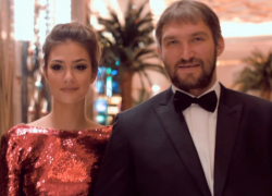 Хоккеист Александр Овечкин снял с моделью предсвадебное видео в Сочи