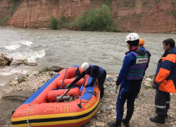 Спасатели Адыгеи нашли тело в реке. Это один из пропавших туристов?