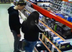  Пару влюбленных задержали за серийные кражи в Краснодаре