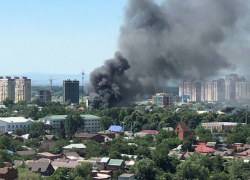 Автомойка горит под Краснодаром