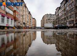 Перекачивание воды с одной улицы на другую возмутило краснодарцев