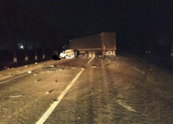 В Краснодаром крае в ДТП с грузовиком погиб 25-летний водитель легковушки