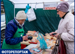 Яйца по 190 рублей и хамса за 300: в Краснодаре показали неугодную властям ярмарку