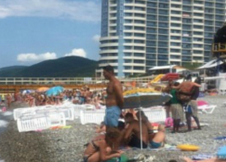 В Сочи утонул мужчина: его супруге пришлось огораживать тело в ожидании спецслужб