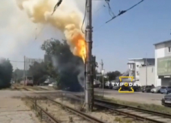 В Краснодаре на контактной трамвайной сети произошел пожар