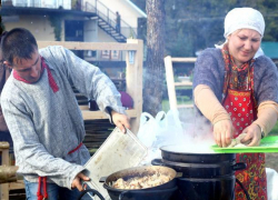 «Веселые шкварки» собрали более двух тысяч гостей