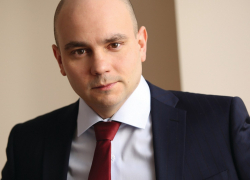 Андрея Пивоварова приговорили к 4 годам за руководство иностранной НКО