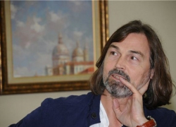 Более 100 картин Никаса Сафронова покажут в Краснодаре 